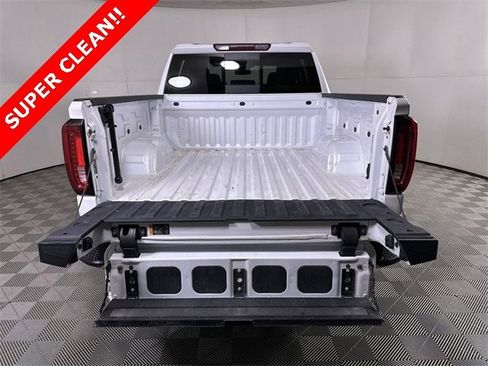 Used 2023 GMC Sierra 1500 SLT image 27