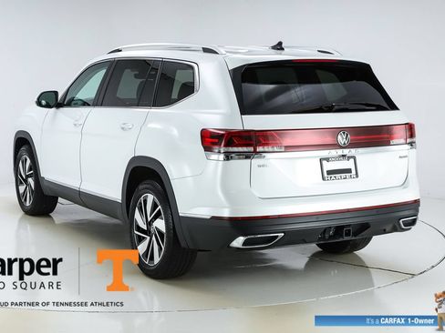 Used 2025 Volkswagen Atlas SEL AWD/4WD image 47