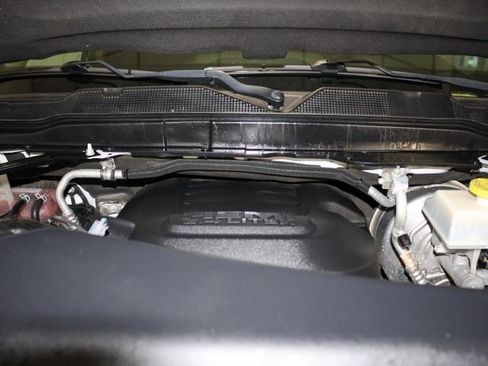 Used 2019 RAM 2500 Big Horn image 19