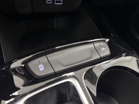 New 2026 Chevrolet Trax LT image 19