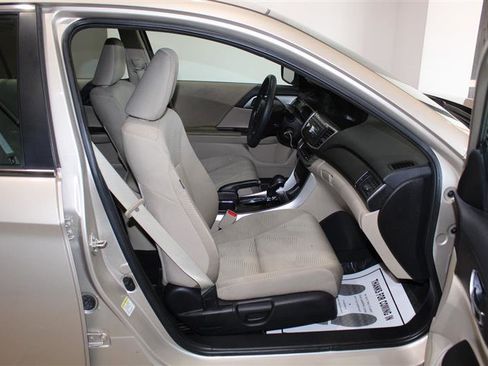Used 2014 Honda Accord LX image 24