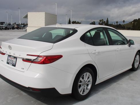Certified 2025 Toyota Camry LE image 3
