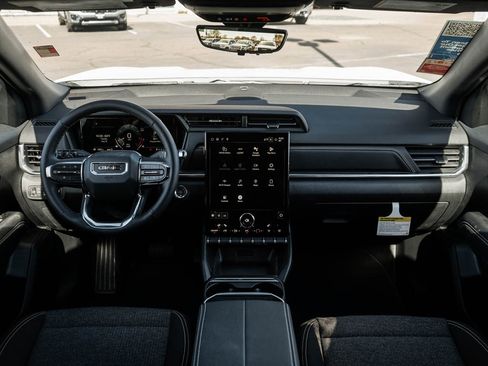 New 2026 GMC Terrain Elevation w/ Technology Package II AWD/4WD image 12