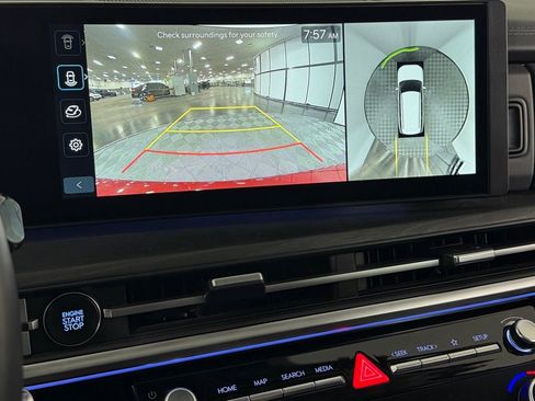 Used 2025 Hyundai Santa Fe Limited image 19
