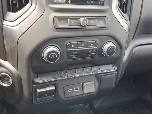 Certified 2025 Chevrolet Silverado 3500 W/T w/ WT Convenience Package AWD/4WD image 17
