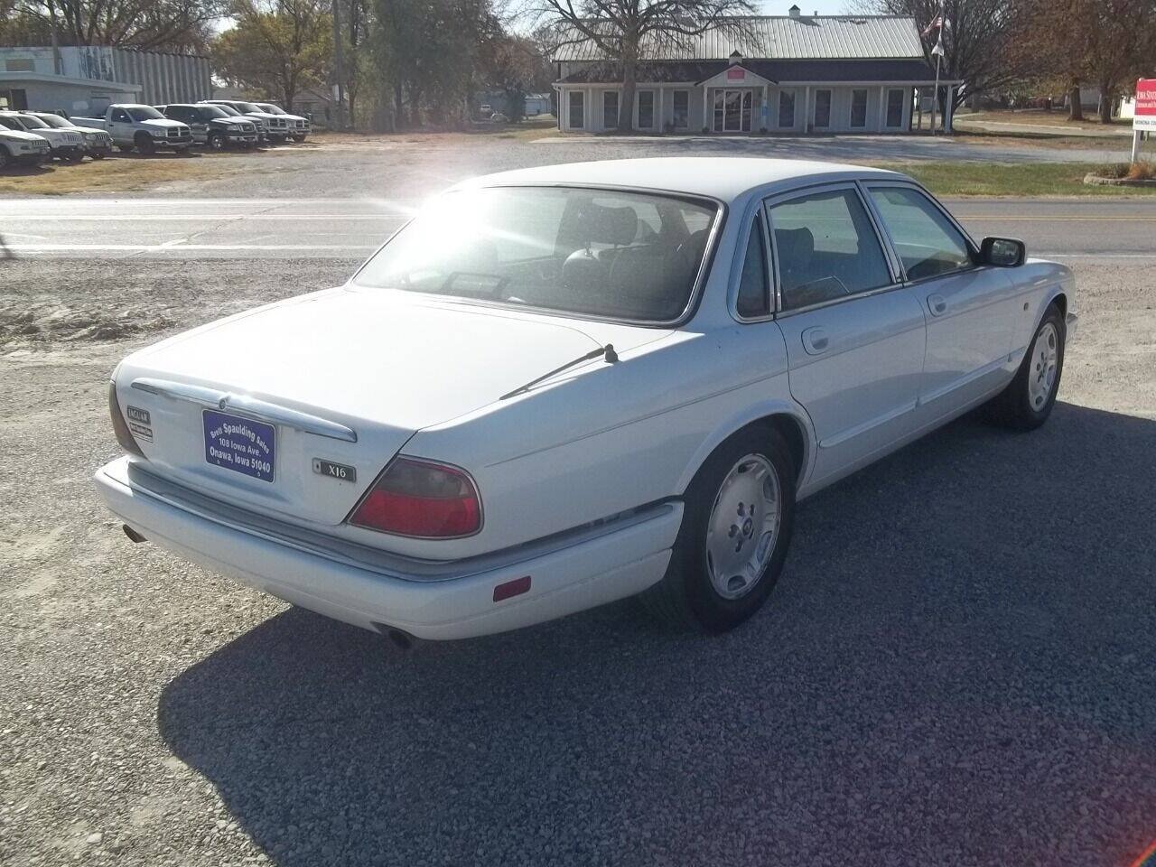 Used 1996 Jaguar XJ6 RWD image 5
