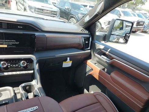 New 2026 GMC Sierra 3500 Denali Ultimate AWD/4WD image 16