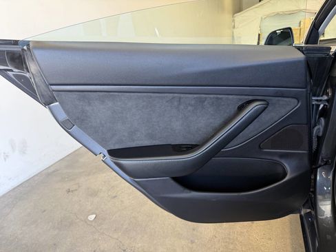 Used 2018 Tesla Model 3 Long Range RWD image 20