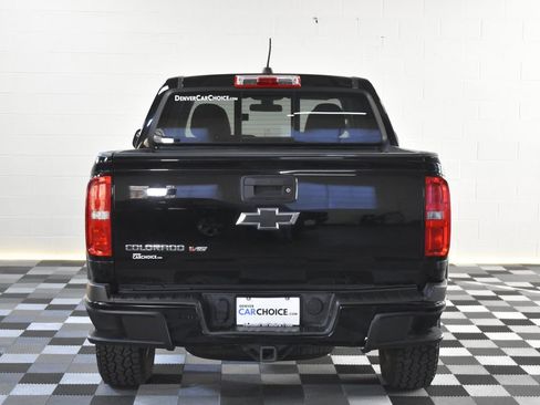 Used 2018 Chevrolet Colorado Z71 w/ Z71 Midnight Edition image 4