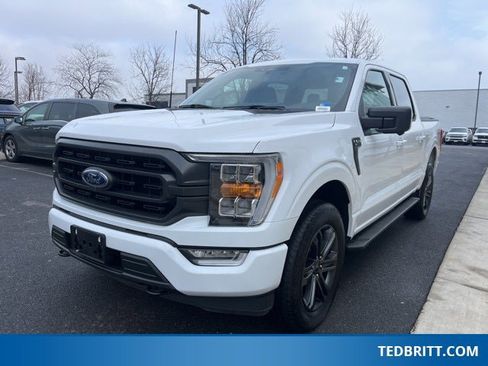 Certified 2022 Ford F150 XLT w/ Equipment Group 302A High image 3