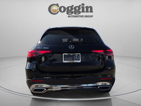 Certified 2026 Mercedes-Benz GLC 300 image 4