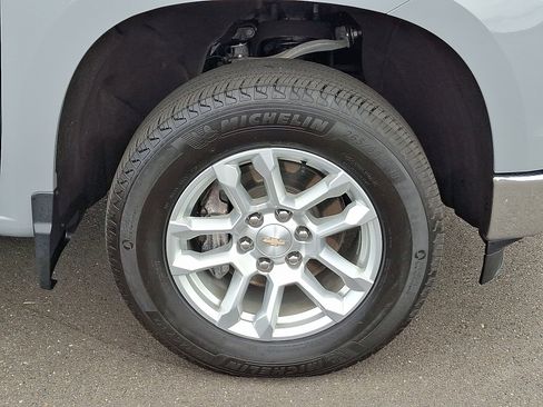 Certified 2024 Chevrolet Silverado 1500 LT image 8