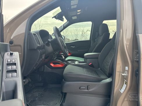 Certified 2024 Nissan Frontier PRO-4X w/ Off-Road Protection Package image 11