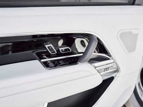 Used 2026 Land Rover Range Rover Long Wheelbase SE image 51