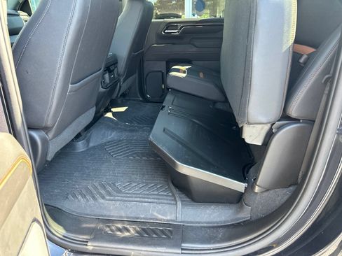 Used 2024 GMC Sierra 3500 AT4 w/ AT4 Premium Plus Package AWD/4WD image 16