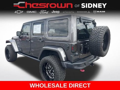 Used 2018 Jeep Wrangler Unlimited Rubicon AWD/4WD image 3