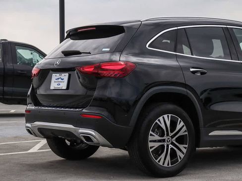 Used 2025 Mercedes-Benz GLA 250 image 9