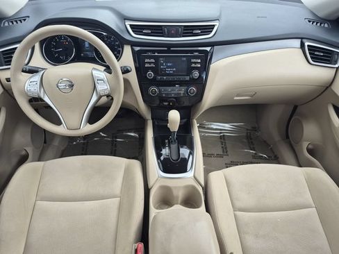 Used 2015 Nissan Rogue S AWD/4WD image 20