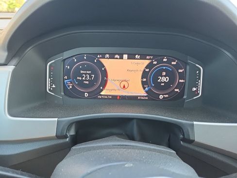 Used 2021 Volkswagen Atlas SEL AWD/4WD image 22