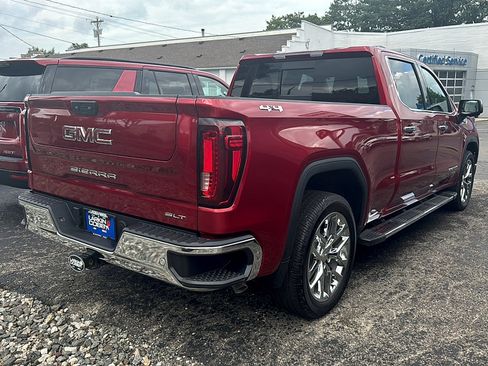 Used 2024 GMC Sierra 1500 SLT w/ SLT Premium Plus Package AWD/4WD image 4