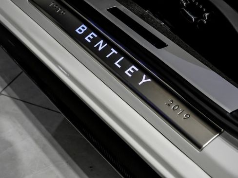 Used 2020 Bentley Continental GT image 40