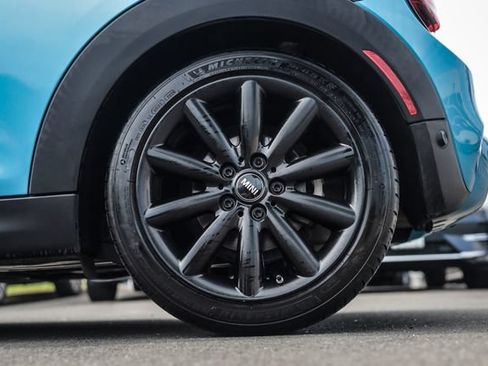 Used 2019 MINI Cooper S FWD image 17