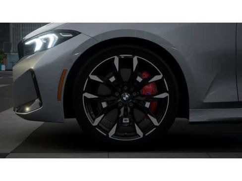 New 2026 BMW 330i Sedan w/ M Sport Package image 7