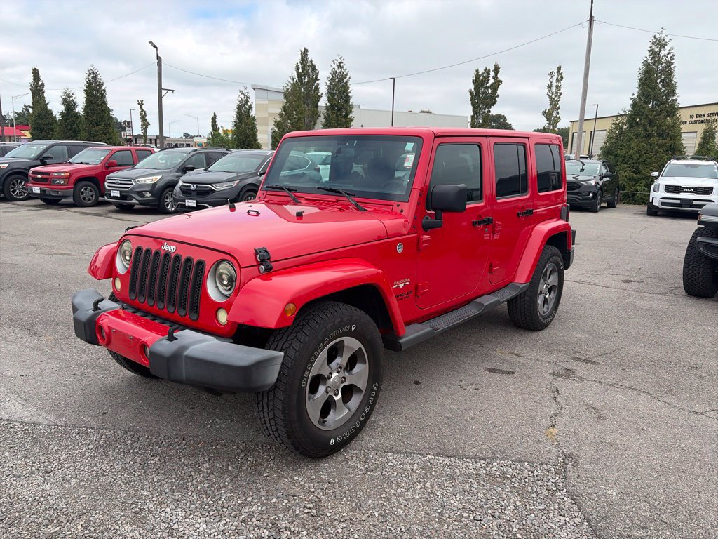 Used 2016 Jeep Wrangler Unlimited Sahara w/ Connectivity Group AWD/4WD image 2