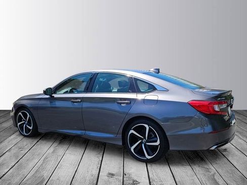 Used 2018 Honda Accord Sport image 3