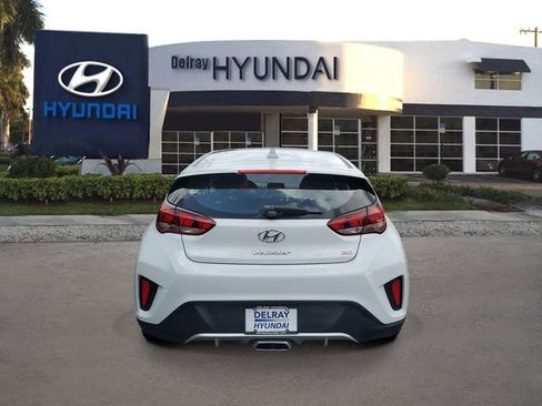 Used 2020 Hyundai Veloster 2.0 Premium FWD image 5