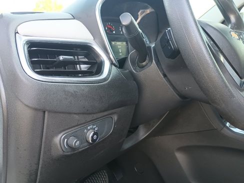 Used 2020 Chevrolet Equinox LS w/ LS Convenience Package image 15