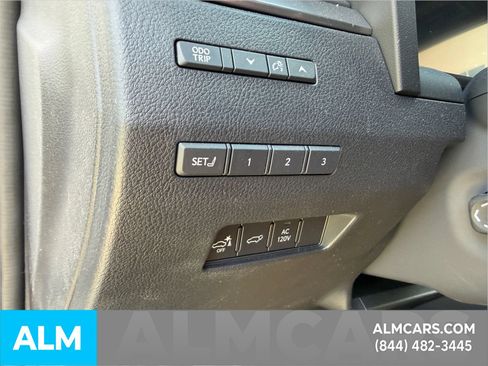 Used 2026 Lexus GX 550 w/ Accessory Package (2T) AWD/4WD image 26