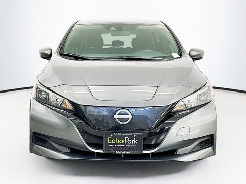 Used 2025 Nissan Leaf S image 2