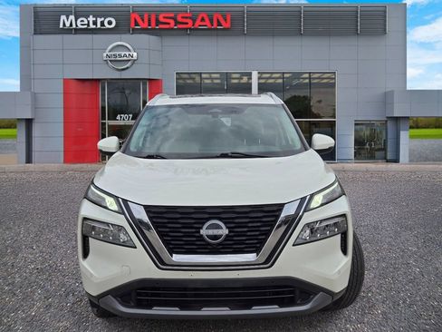 Certified 2023 Nissan Rogue SL w/ SL Premium Package AWD/4WD image 2