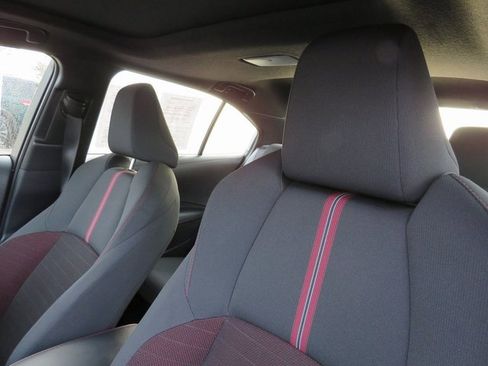 Certified 2025 Toyota Corolla SE image 17