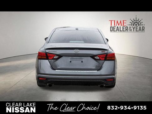 Certified 2023 Nissan Altima 2.0 SR FWD image 6