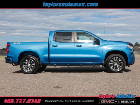 Used 2023 Chevrolet Silverado 1500 RST AWD/4WD image 3