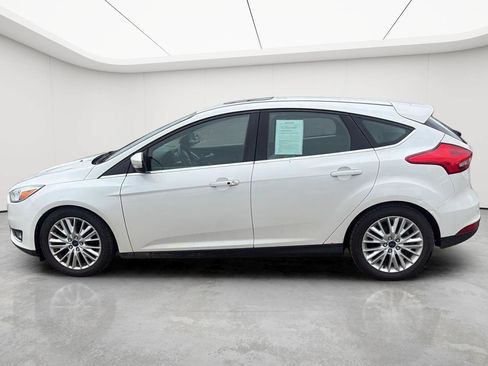 Used 2018 Ford Focus Titanium FWD image 7