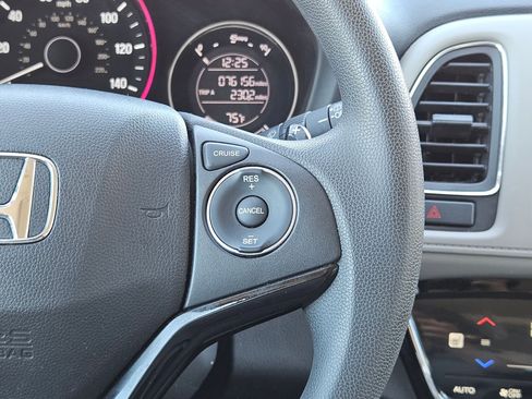 Used 2016 Honda HR-V EX image 23