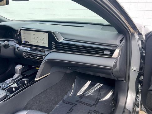 Used 2026 Toyota Camry XSE FWD image 21