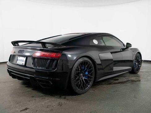 Used 2017 Audi R8 V10 plus image 7