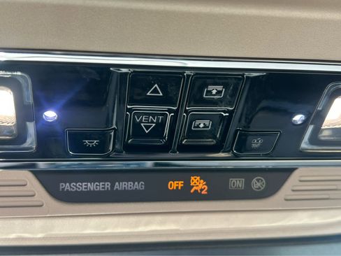 Used 2023 Lincoln Corsair FWD w/ Equipment Group 101A image 15