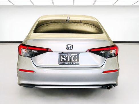 Used 2025 Honda Civic Sport image 5