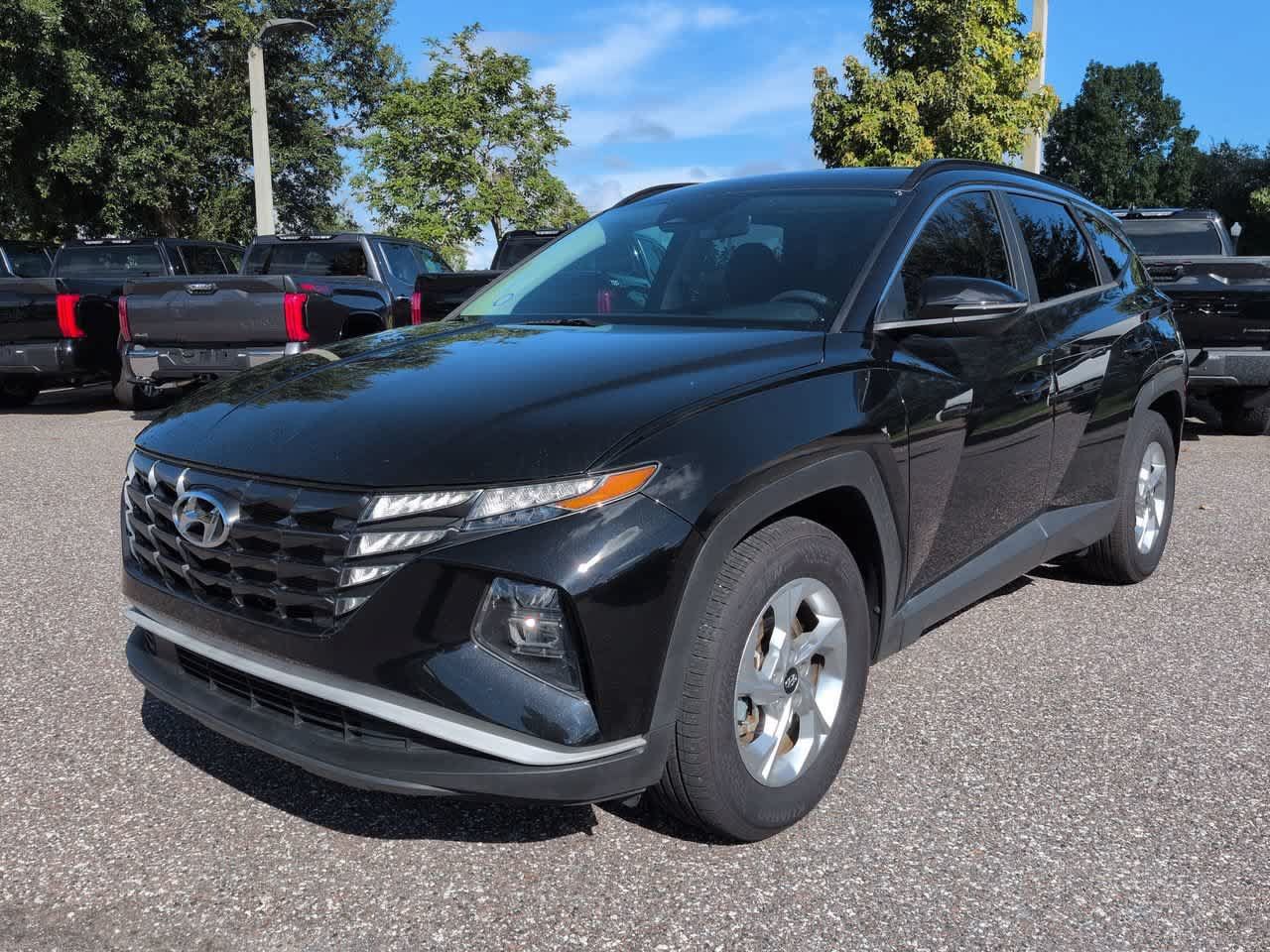 Used 2022 Hyundai Tucson SEL FWD image 2