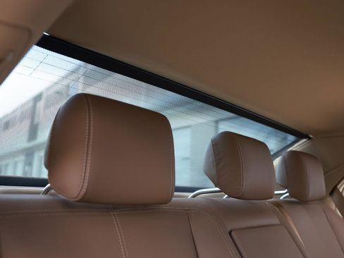 Used 2007 Mercedes-Benz S 550 image 24