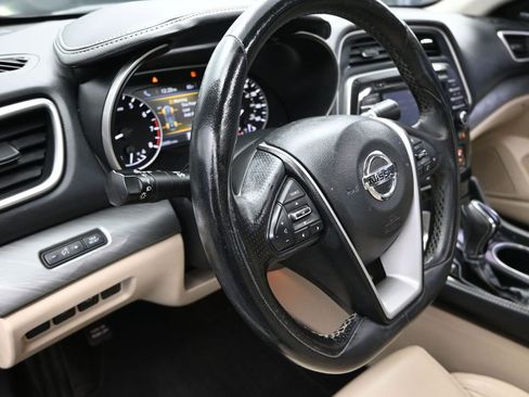 Used 2017 Nissan Maxima 3.5 SL image 12