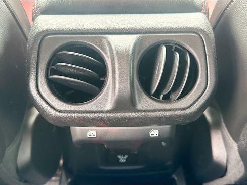Used 2023 Jeep Wrangler Unlimited Rubicon 4xe AWD/4WD image 28