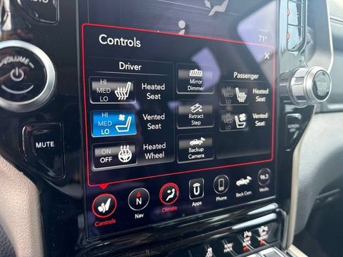 Used 2021 RAM 1500 Laramie w/ Laramie Southwest Edition AWD/4WD image 20