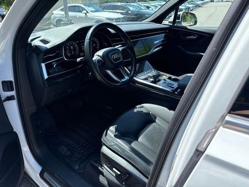 Used 2021 Audi Q7 3.0T Premium Plus w/ Executive Package AWD/4WD image 16