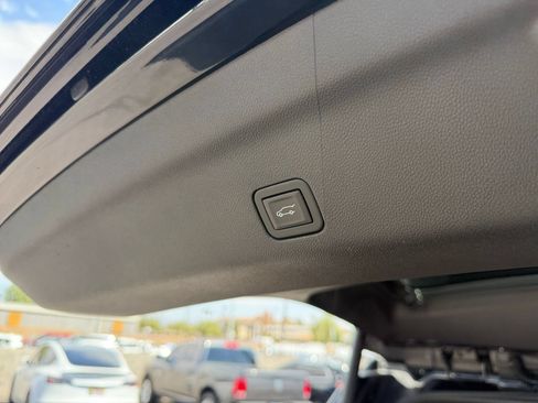 Used 2023 Cadillac Escalade ESV Sport AWD/4WD image 24